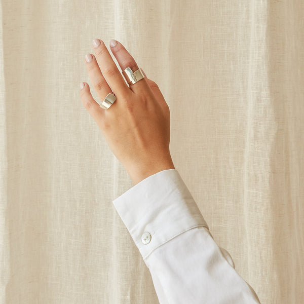 Contemporary Style Sterling Silver Ring Gift Boxed Oscar and Tilly