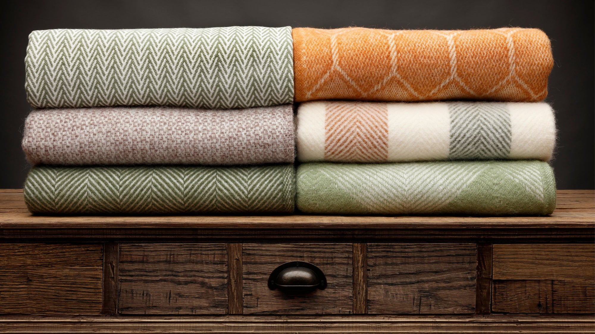 Lightweight Throws & Picnic Blankets
