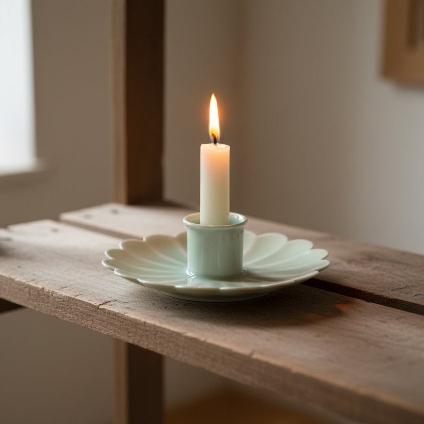 Enamel Flat Flower Candle Holder in a choice of 3 colours