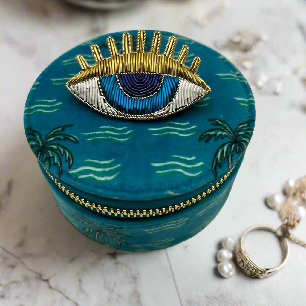 Jewellery Travel Pot in Teal Palm Print with Gold Lashes Pin