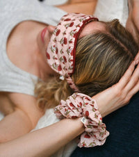 Block Printed Eye Mask & Scrunchie Set - Ditsy Floral Scarlet