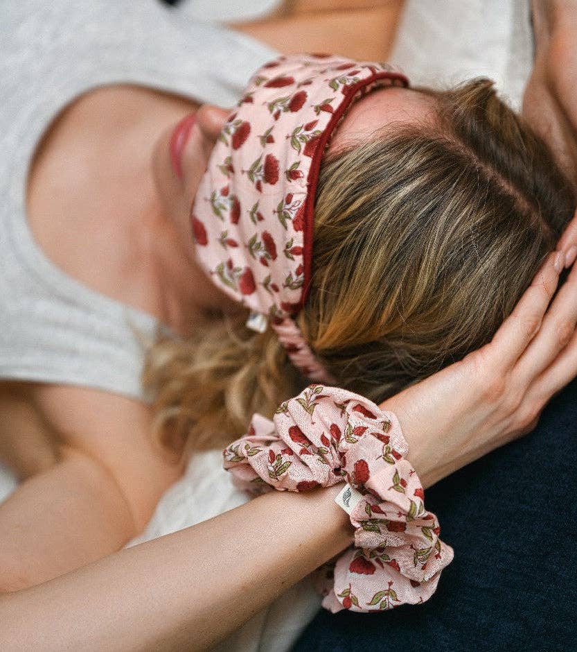 Block Printed Eye Mask & Scrunchie Set - Ditsy Floral Scarlet