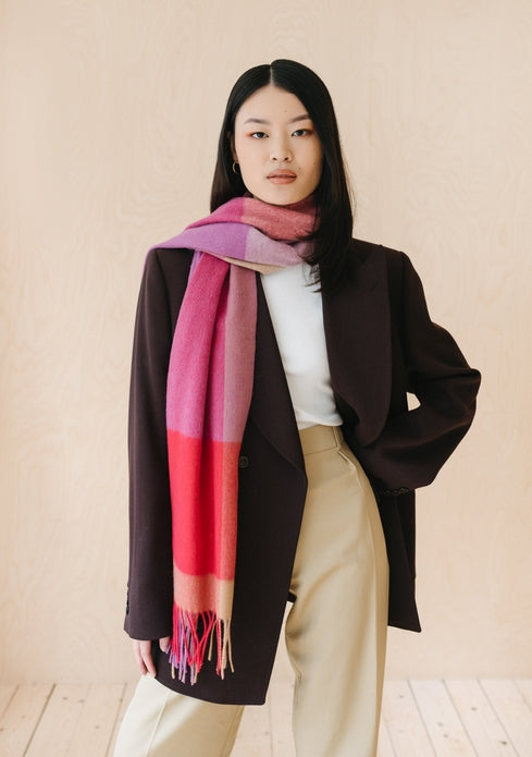 Lambswool Oversized Scarf in Magenta Edge Check