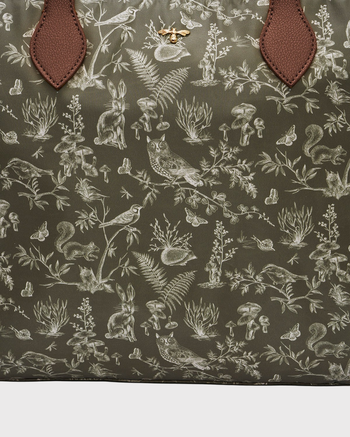 Edith Orla Scene Print Tote Bag in Khaki