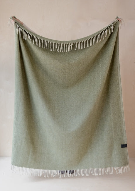 Recycled Wool Blanket in Olive Herringbone