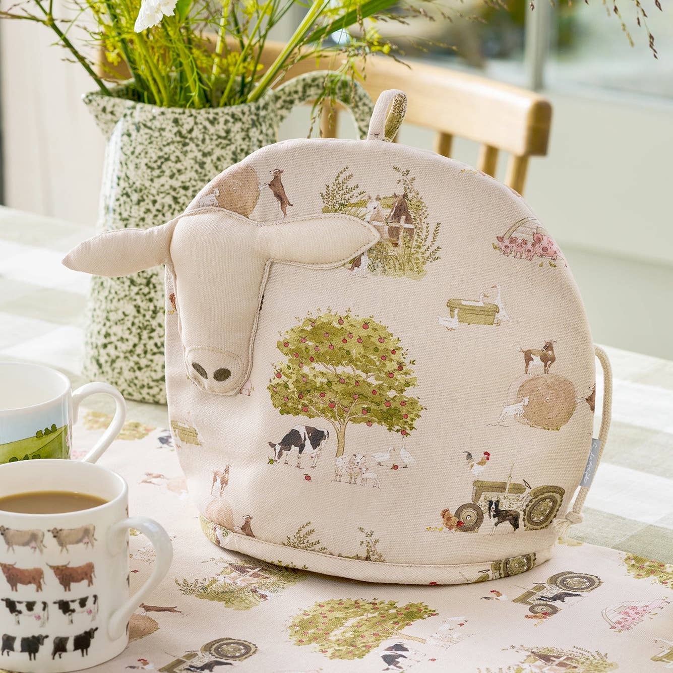 Farm Friends Tea Cosy