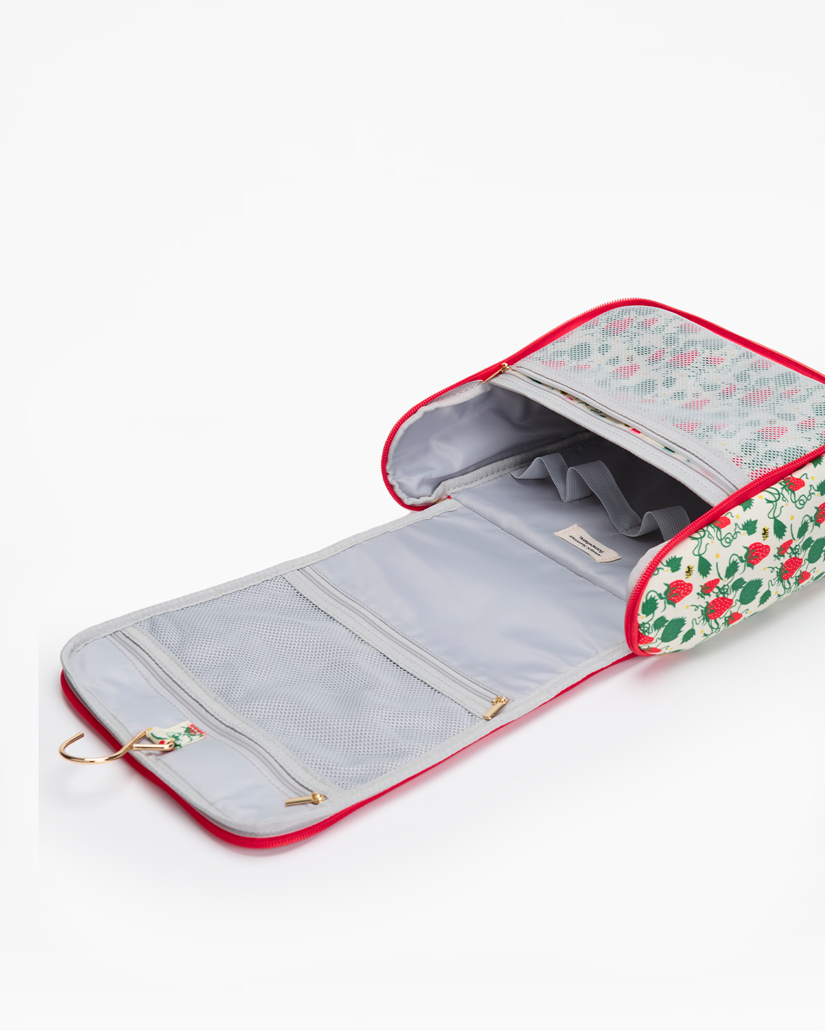 Lyla Hanging Washbag - Strawberries
