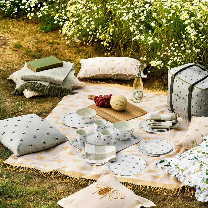 Bees Woven Picnic Blanket