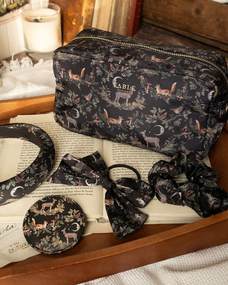 Fable A Night's Tale Woodland Pouch Black