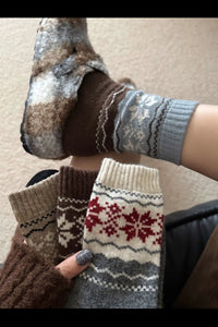 Warm Snowflake Design Wool Socks ~ in 3 cosy colours
