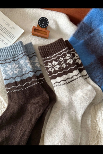 Warm Snowflake Design Wool Socks ~ in 3 cosy colours