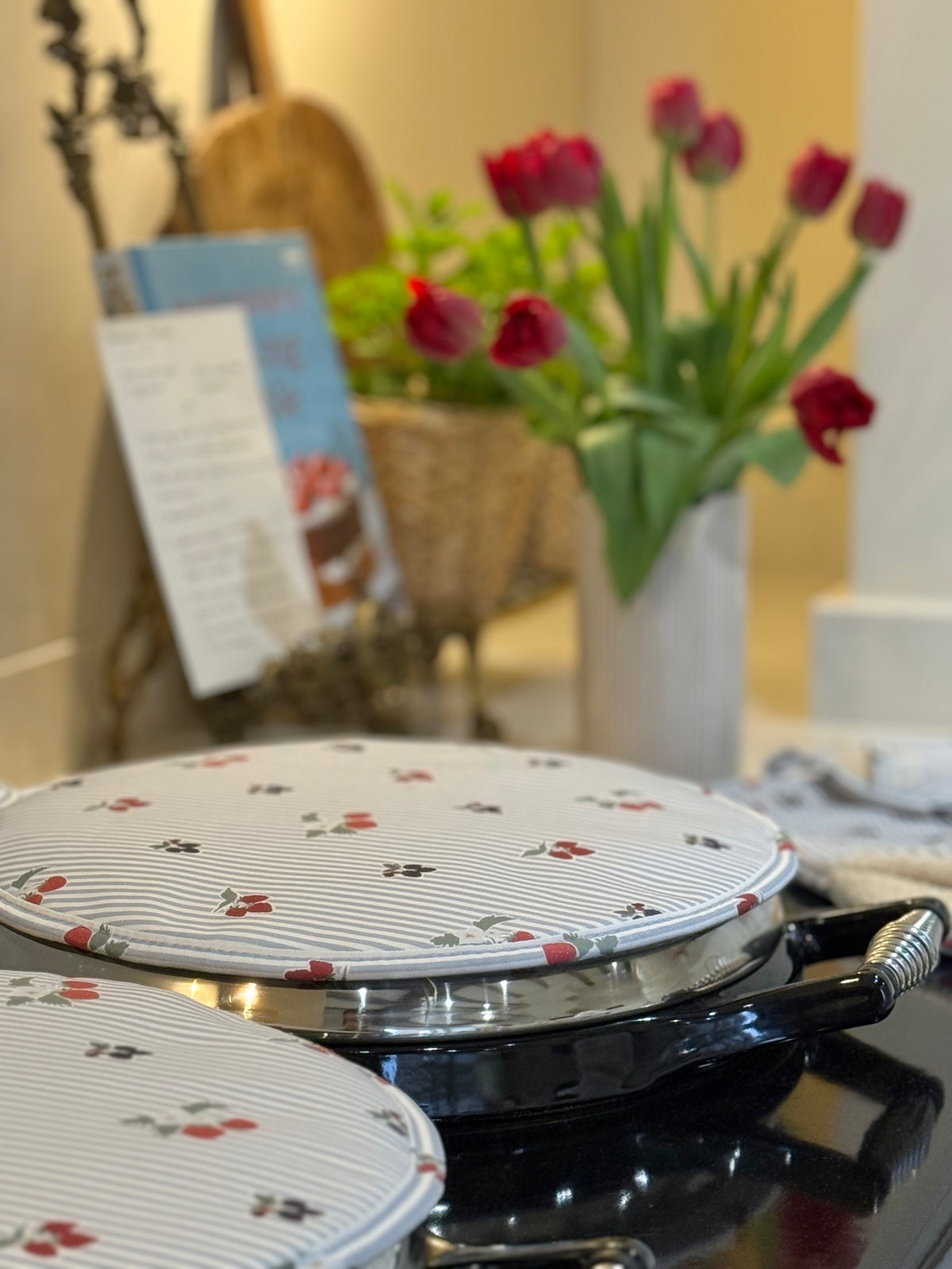 Blue & White Striped Berries Hob Cover (single)