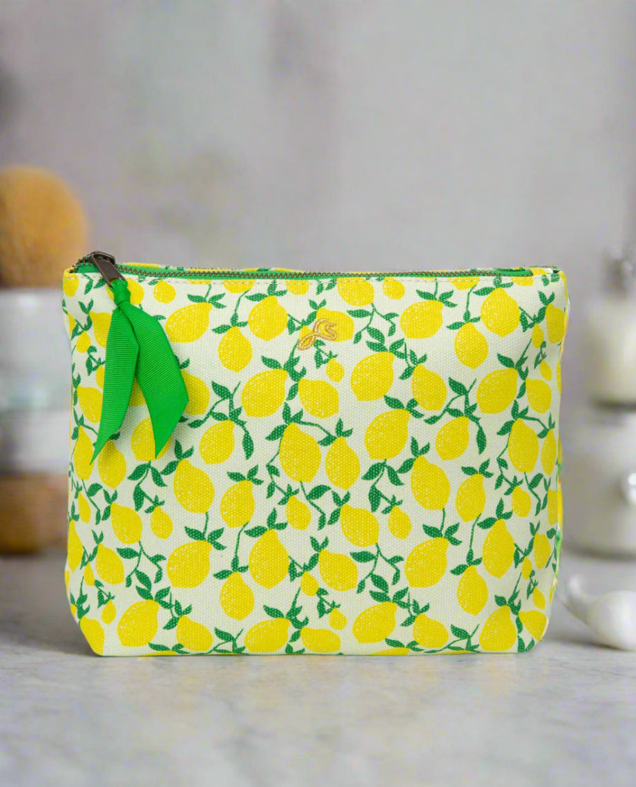 Mila Canvas Washbag with Lemons