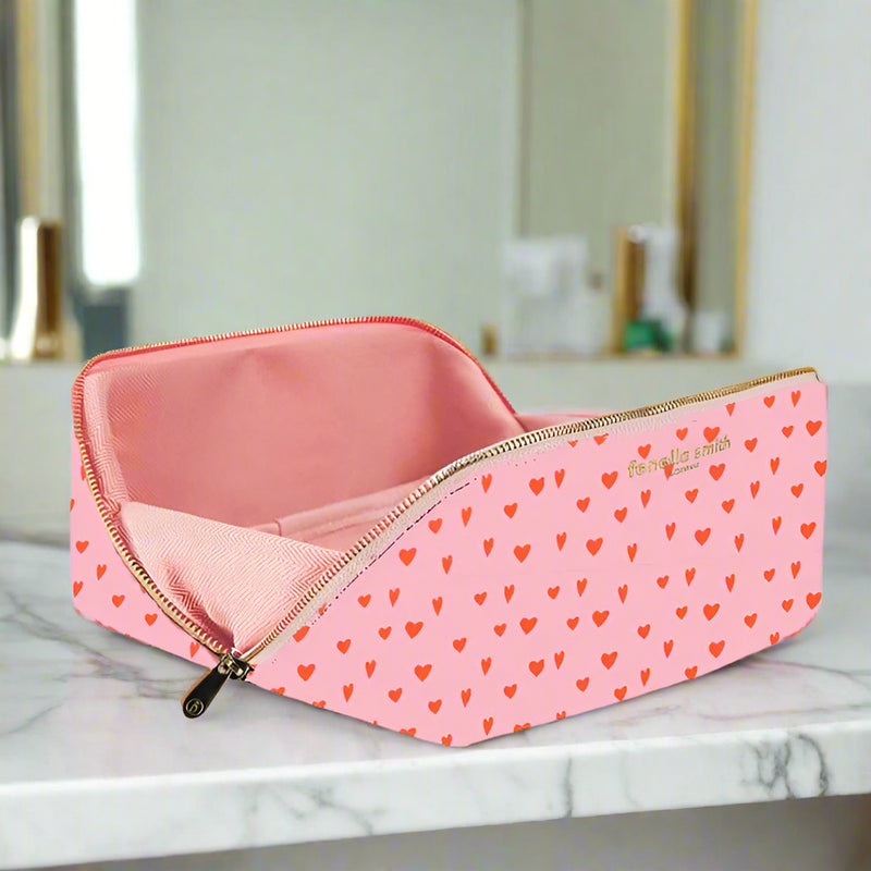 Hearts Flat Bottom Cosmetic Case