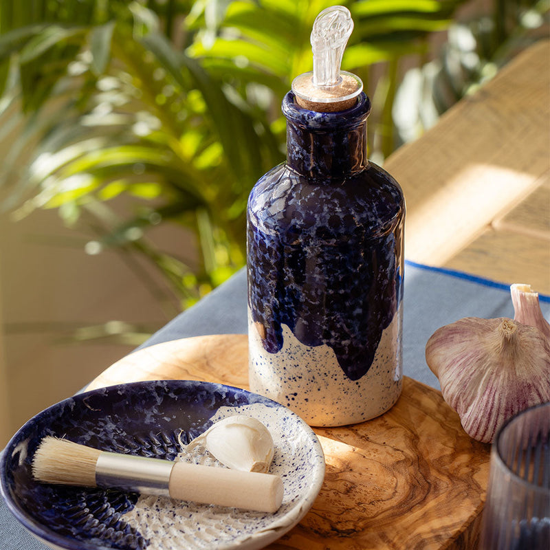 Wave Ceramic Oil Pourer