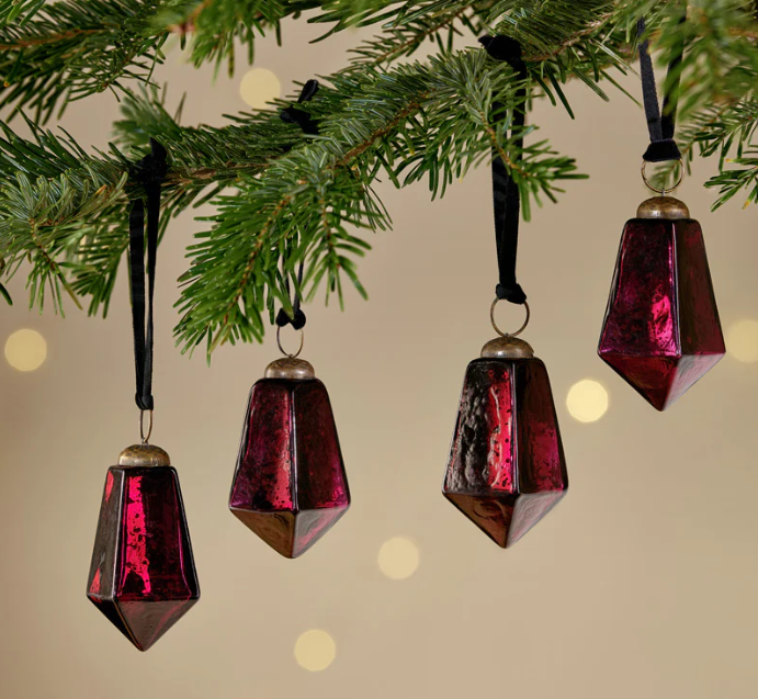 Ratnam Baubles - Ruby Large (Set of 4)