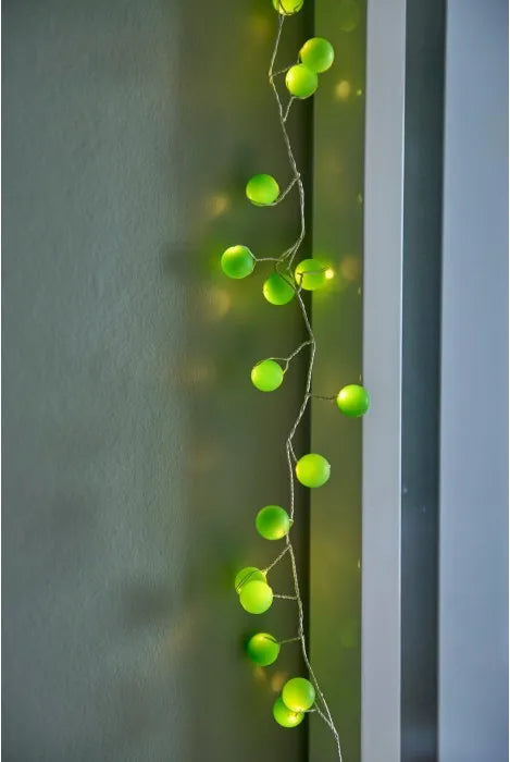 Green Snowberry Lights