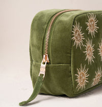 Elizabeth Scarlett Sun Goddess Makeup bag in Fern Green