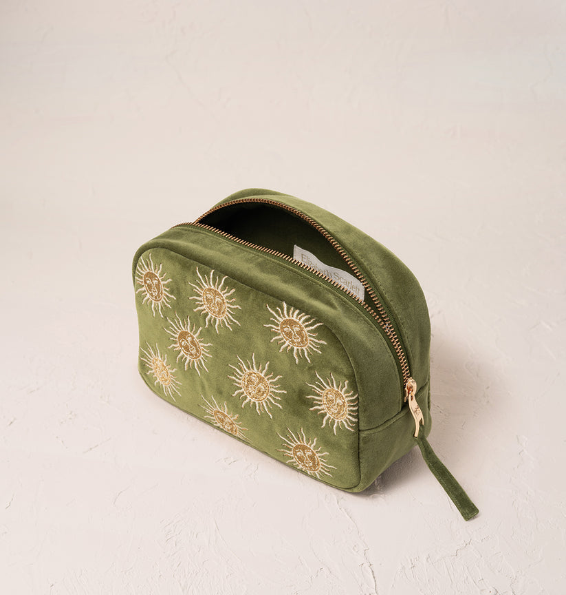 Elizabeth Scarlett Sun Goddess Makeup bag in Fern Green