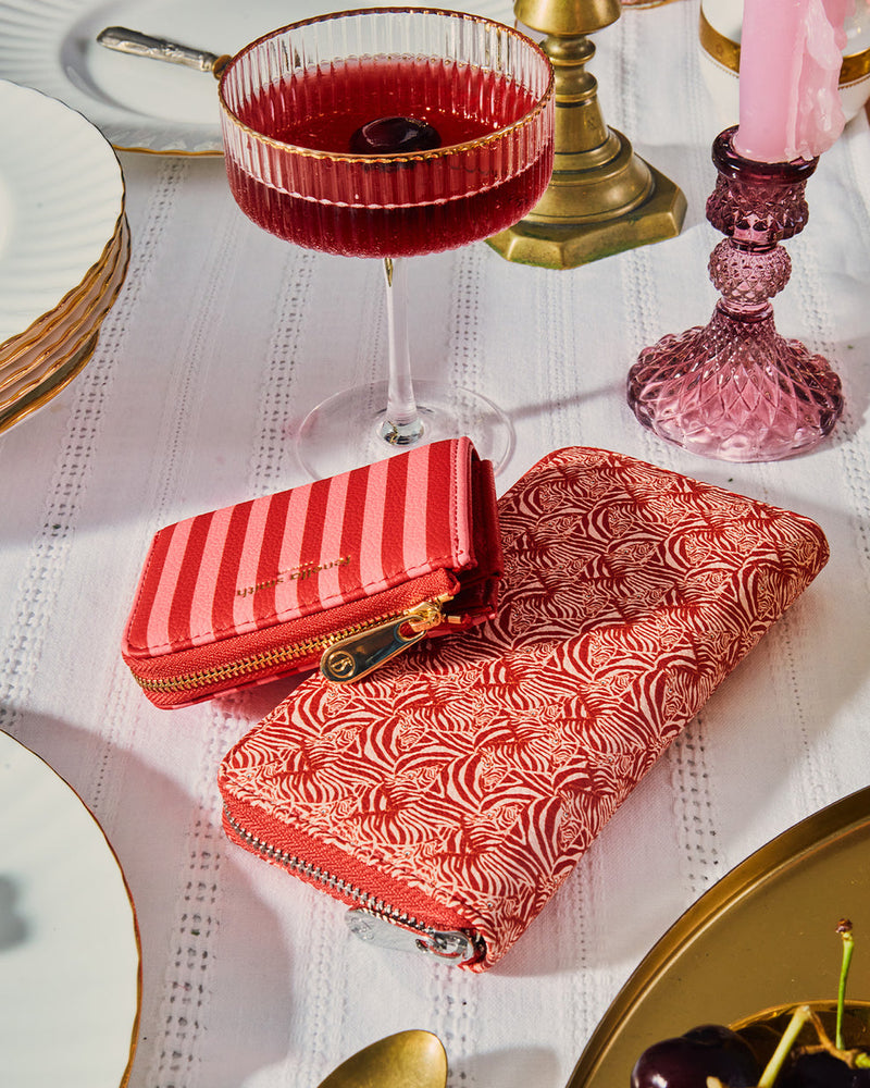 Aria Purse in a Red Design
