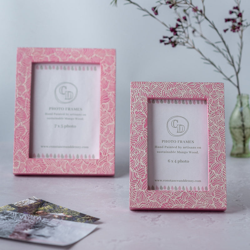 Hand Painted Frame ~ Pink Wiggle