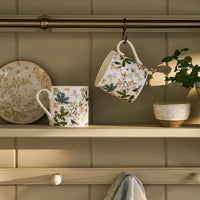 Orchard Birds Mug: Large Mug