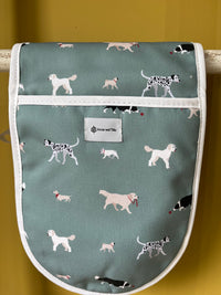 Oscar & Tilly Mad About Dogs Oven Gloves
