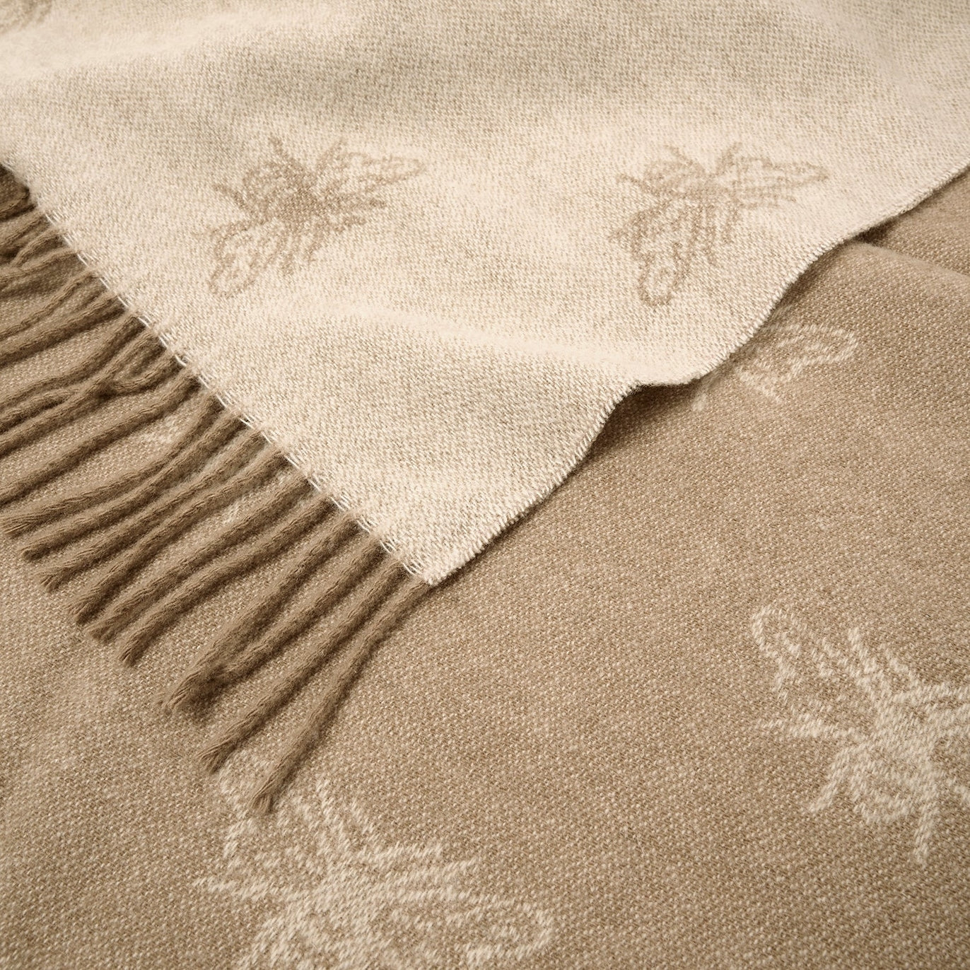 Bees Wool Throw