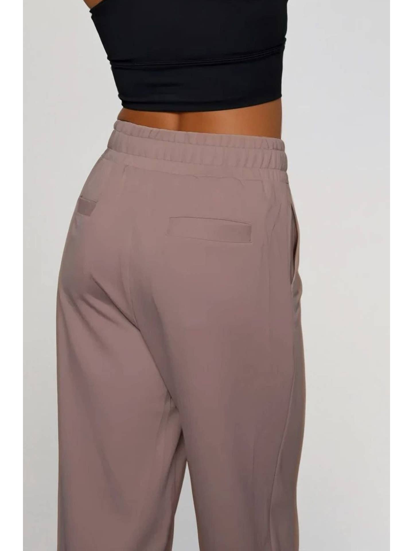 Supersoft Cuffed Sweatpant in Taupe