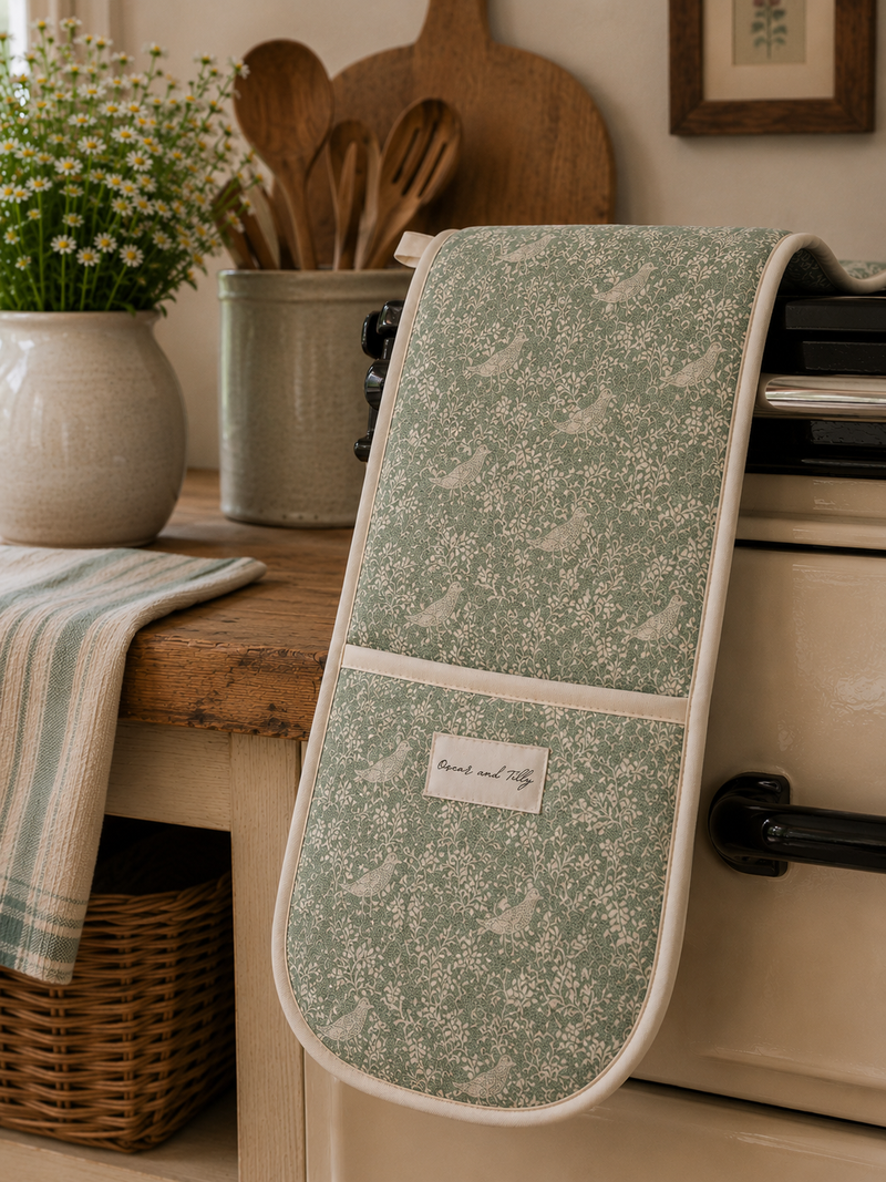 Birds & Branches Oven Gloves – Mint Green