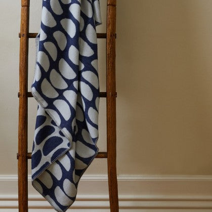 Cotton Halfmoon Throw in Pink or Navy