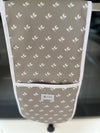 Leaf Design Oven Gloves