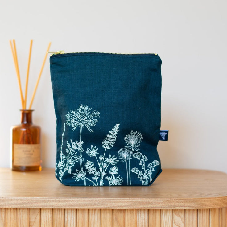 Linen Garden Design Makeup Bag