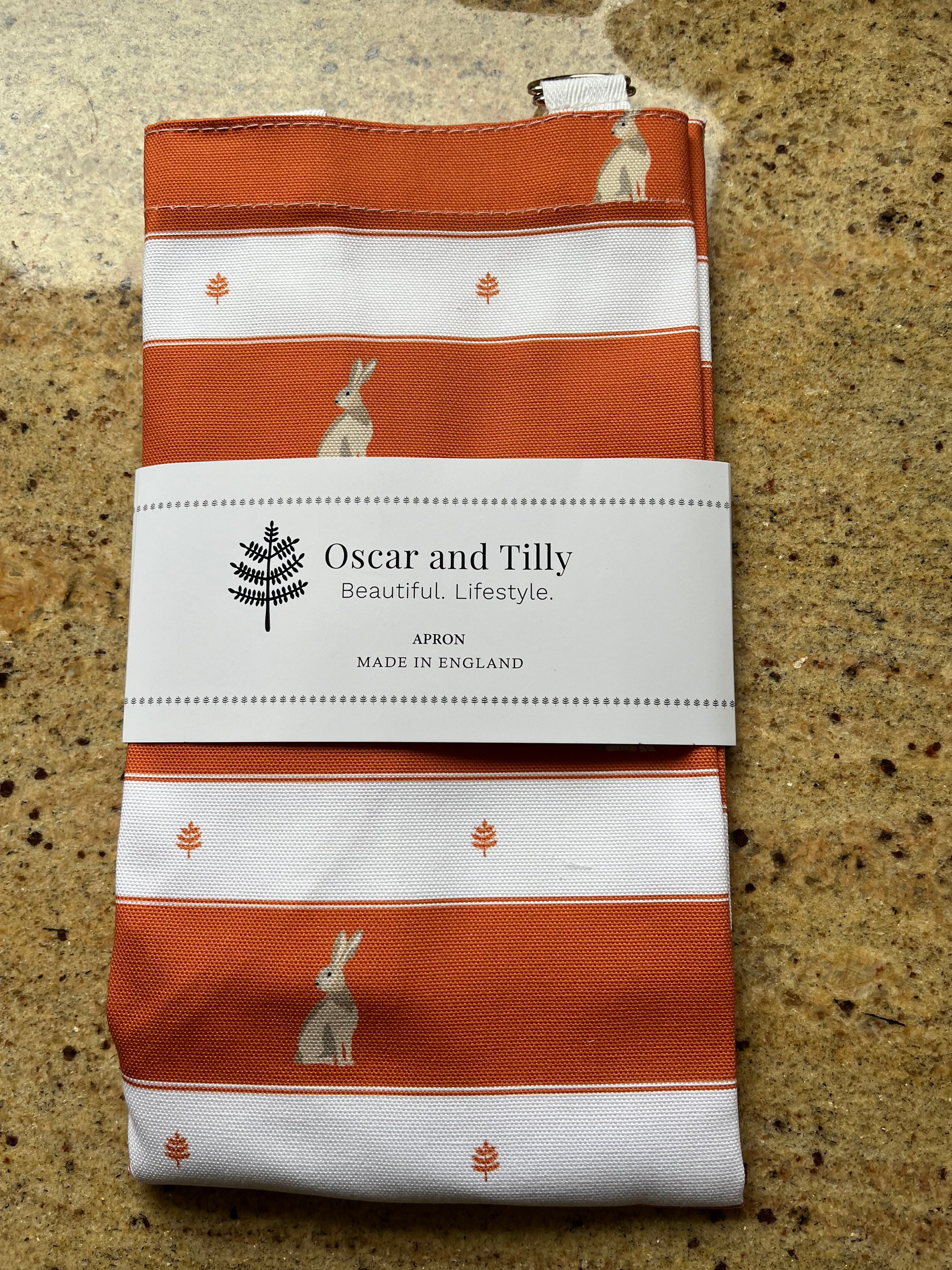 Oscar & Tilly Hares Apron