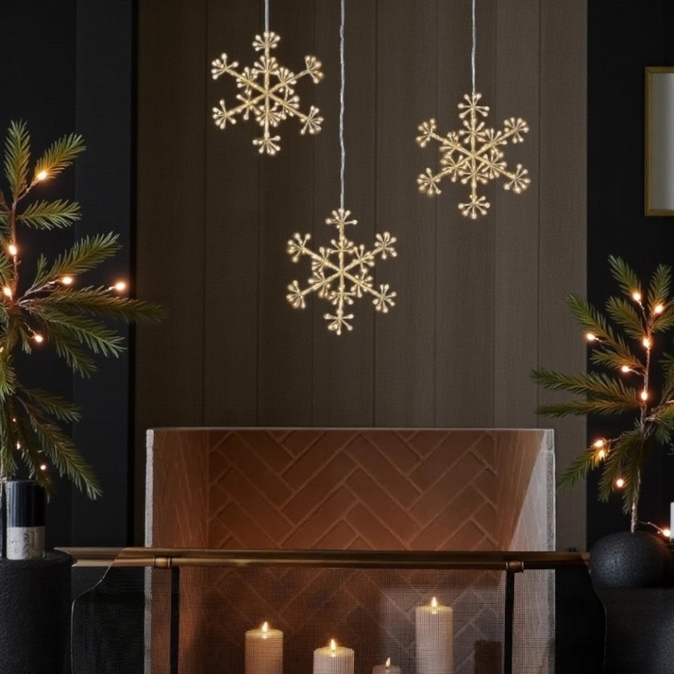 Hanging Snowflake Light in Champagne