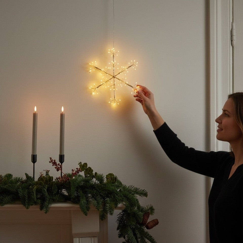 Hanging Snowflake Light in Champagne