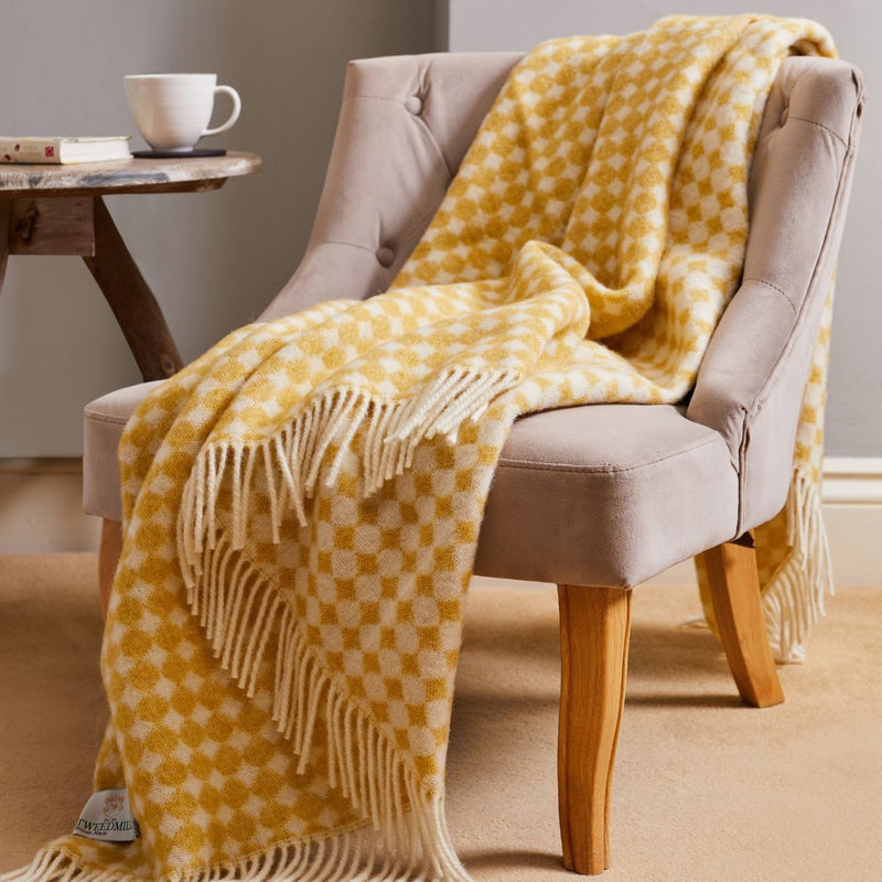 Jacquard Spot Wool Throw ~ Oil Yellow