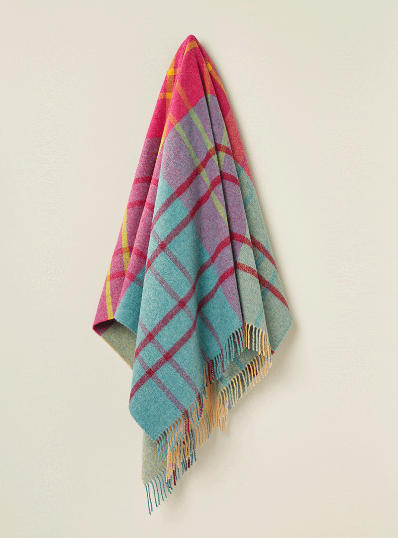Hypoallergenic Stormness Design Shetland Wool Throw ~ Mint Green/Cerise