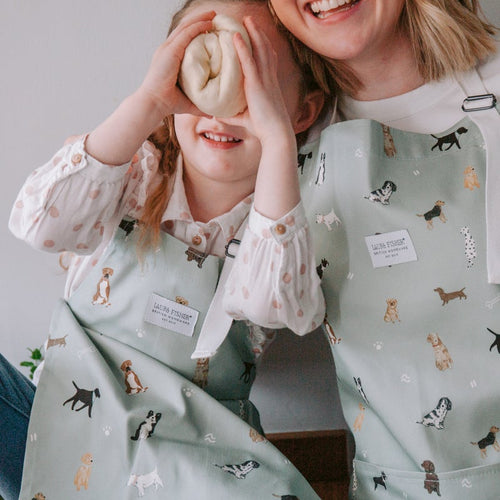Dogs Design Apron ~ Children's size